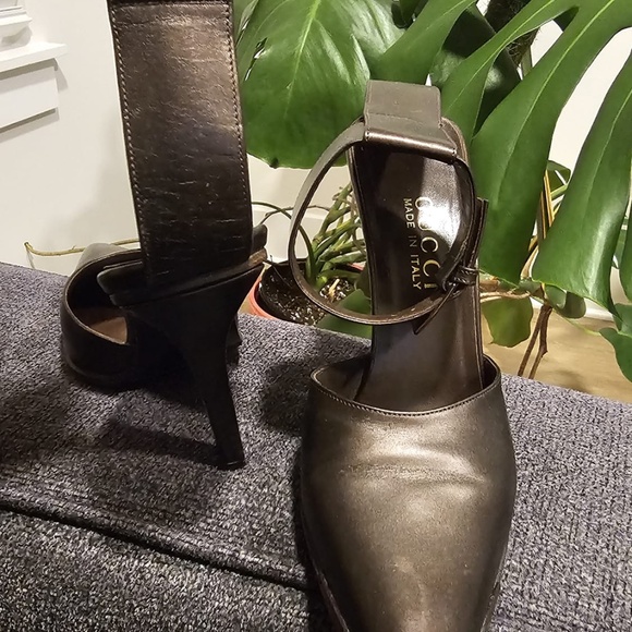 Gucci 1997 Chocolate Ankle strap Stiletto - Picture 2 of 8